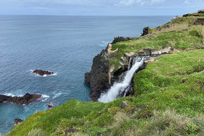 Guided Electric Mountain bike Tour Ribeira Grande - The Return Along the Coast Dirt Path: The Part That Feels Like “Island Living”
