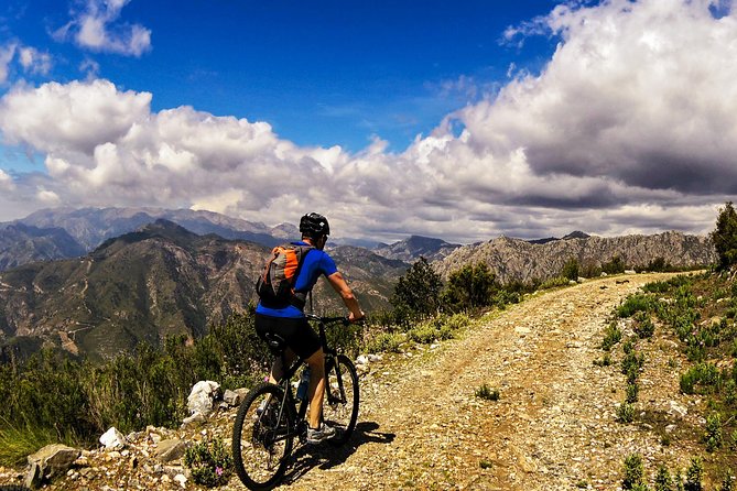 Guided Mountain Bike Adventure - The guide Bjorn: stories, local tips, and why a guide matters here
