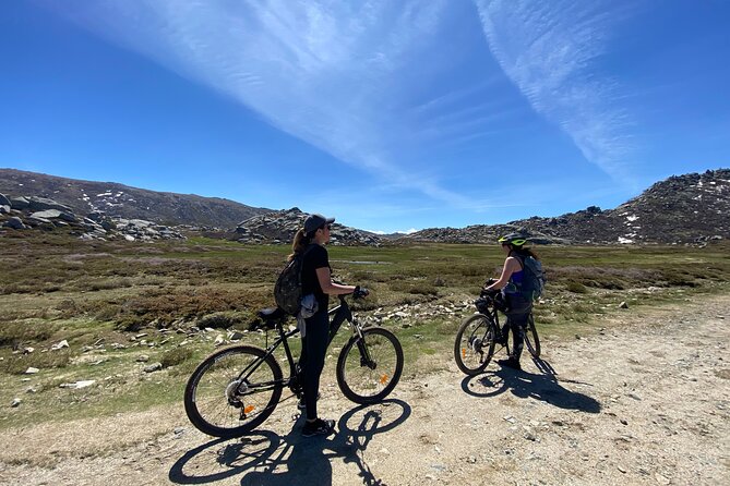 guided ride on the Plateau du Coscione by electric mountain bike - Bikes and gear: what you actually get