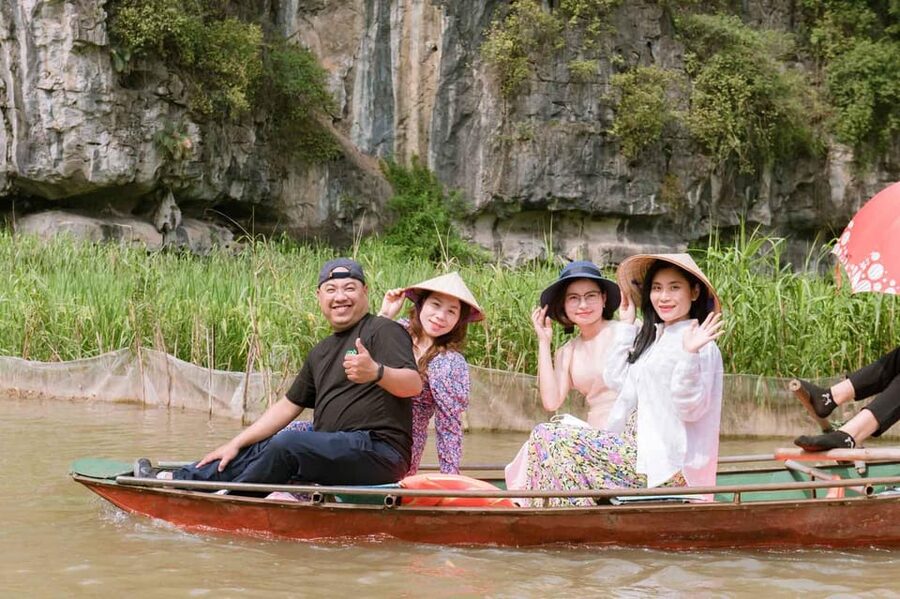 Ha Noi: HOA LU-TAM COC-MUA CAVE ,Buffet Lunch & Cycling - Key highlights at a glance