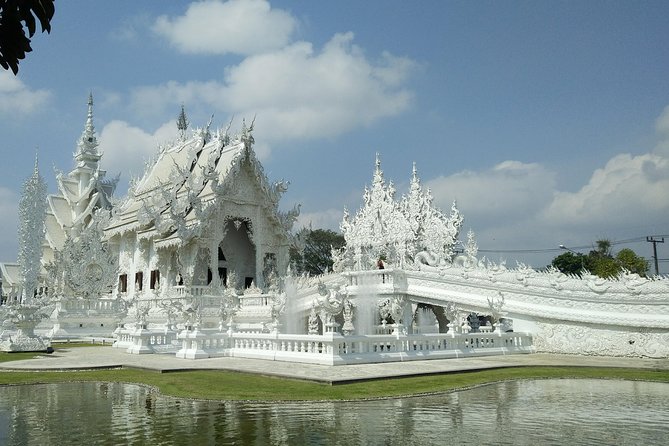 Half Day Cycling Tour to the White temple - Included lunch and snacks: fuel that doesn’t derail the day
