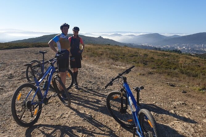Half day Mountain Bike Tour in Porto - Trek hardtail MTB, 18 gears, and an e-bike option (if you want it)