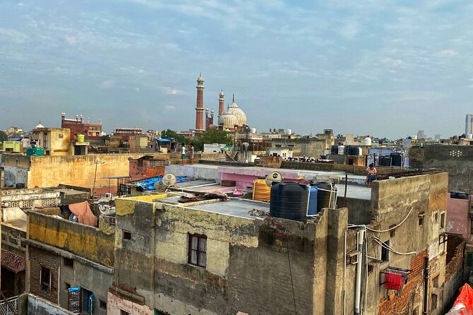 Half-Day Premium Classic Old Delhi Cycling Tour - Unity in Diversity - Morning kickoff at the Red Fort parking—what to expect