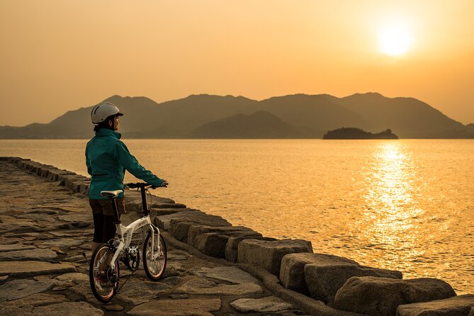 Half-Day Shimanami Kaido Private E-Bike Cycling Tour - 3 Routes - Stops that make the tour feel local: lunch, ice cream/gelato, and beach time
