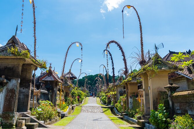 Half-Day Ubud Rice Field and Village Cycling Tour - The lunch reset: a traditional meal when you’re actually hungry