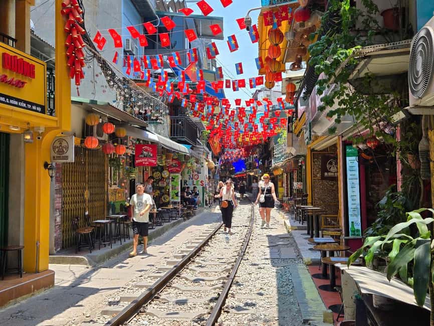 Hanoi City Tours With Small Groups (By Bus/Jeep Car/Cycling) - Option 2 full day: Temple of Literature and the Confucian education story