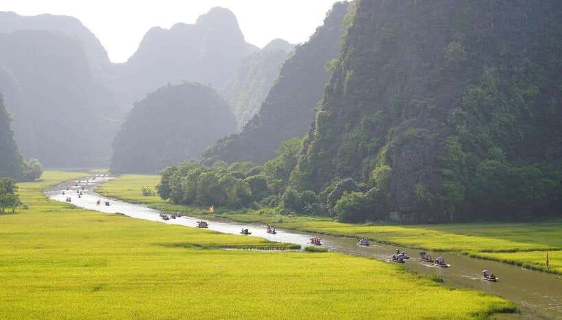 Hanoi: Ninh Binh, Tam Coc, Mua Cave & Hoa Lu with cycling - Key things worth getting excited about