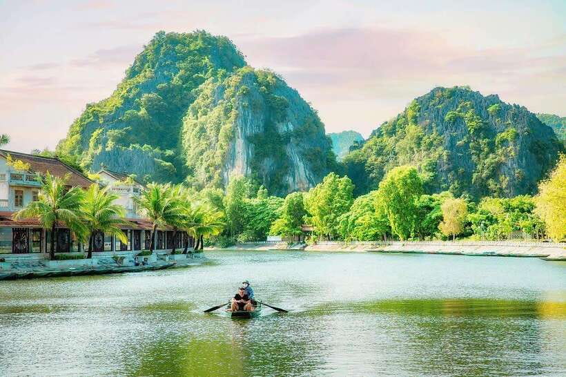 Hanoi: Ninh Binh, Tam Coc, Mua Cave & Hoa Lu with cycling - Value check: is $33 really a good deal?