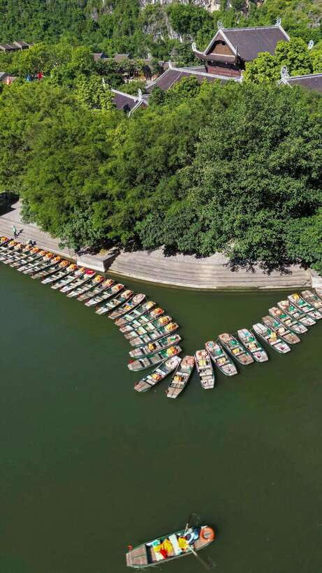 Hanoi:Ninh Binh-Trang An-Mua Cave-Hoa Lu&Cycling BEST SELLER - The 5-Star Buffet Lunch With 30+ Dishes (Including Vegetarian Options)
