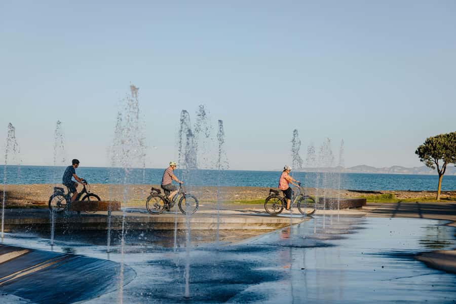 Hawke's Bay: Self Guided Coast to Vineyards Cycle Tour - Starting at 117 Marine Parade: get your bike and plan your flow