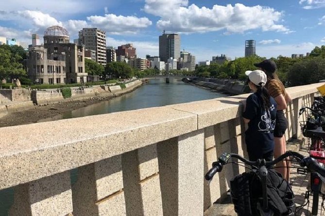 Hiroshima 2hr Peace Cycling Tour with Local Guide - Starting at Hiroshima Peace Park’s Rest House: Getting Oriented Fast
