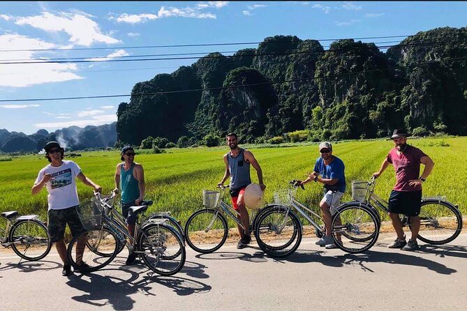 Hoa Lu - Tam Coc - Mua Cave 1 Day with Cycling, Hiking, Lunch - Bich Dộng Pagoda Area: A Meaningful Pause Between Water and Steps