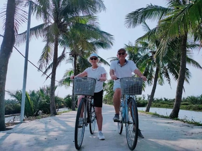 Hoi An: Countryside by Cycling &Traditional Basket Boat Ride - Cycling to Cam Thanh: the fun part (and the one caution)