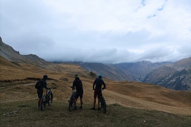 Immersive mountain bike adventure around Mont-Aiguille (Vercors) - Weather and fitness: the two limits that shape your day