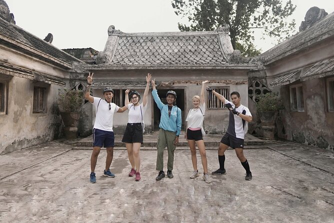 Jogja Hidden Gems - Cycling Tour - Sultanate Grounds and Kraton Area: Where Power and Routine Meet
