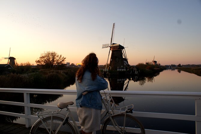 Kinderdijk Area Cycling Tour - Stop 2: IJsboerderij ’t Koeiestalletje for Cow-Milk Ice Cream