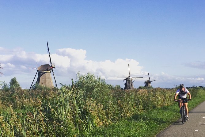 Kinderdijk Area Cycling Tour - Snacks, Coffee, and Small Local Stops That Make It Feel Real