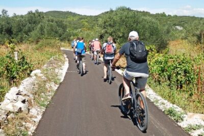 Korcula Bike & Wine Tour | Wine Tasting in Lumbarda - Stop in Lumbarda: countryside cycling with real local context