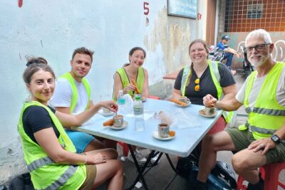 Kuala Lumpur Sunset Evening Cycling Tour - Petaling Street Market: Night Market Energy, Up Close