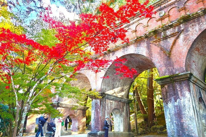 Kyoto: Higashiyama Slow Cycling Tour along the quiet waterfront - Stop-by-stop: what you’ll see and what to watch for