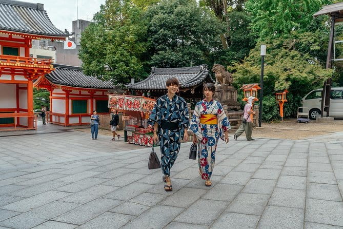 Kyoto: Higashiyama Slow Cycling Tour along the quiet waterfront - The bikes and gear: you’re set up to ride, not to troubleshoot