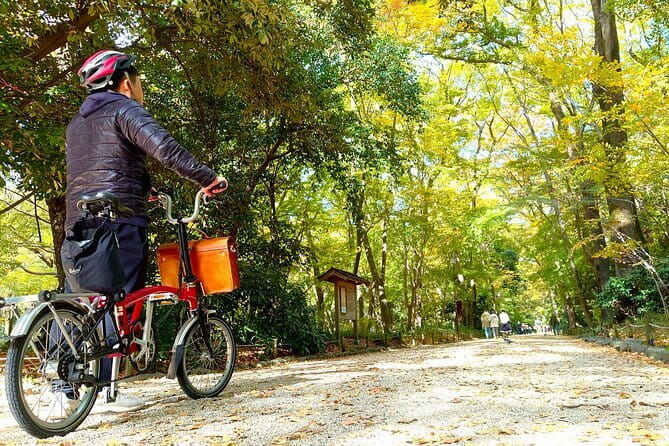 Kyoto: Higashiyama Slow Cycling Tour along the quiet waterfront - Practical tips to make the most of the day