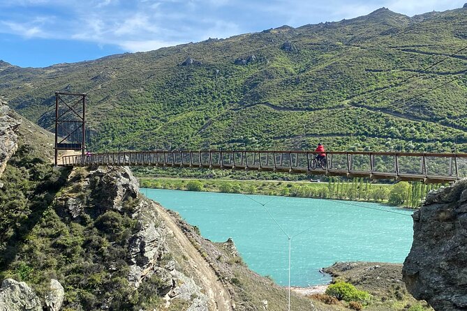 Lake Dunstan Discovery Day Tour by eBike with Shuttle - Getting kitted in Cromwell: the day starts easy