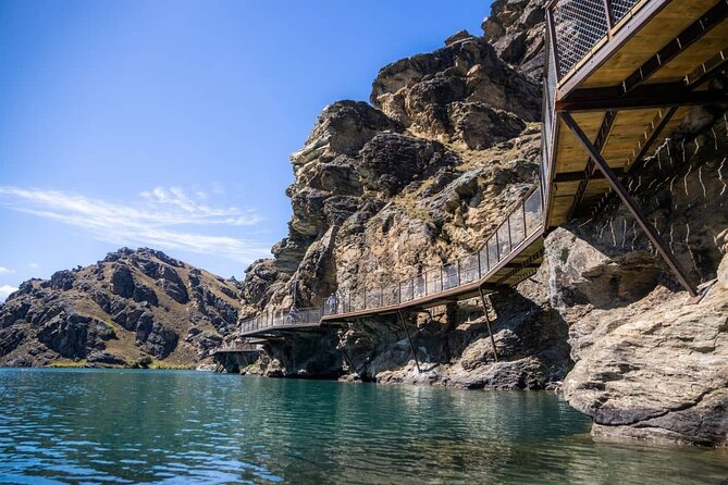 Lake Dunstan Discovery Day Tour by eBike with Shuttle - Stop 1: Cromwell Heritage Precinct