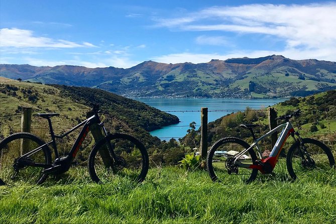 Lava Loop- Guided electric mountain bike tour in Akaroa - Sealed roads, real descents, and staying in control