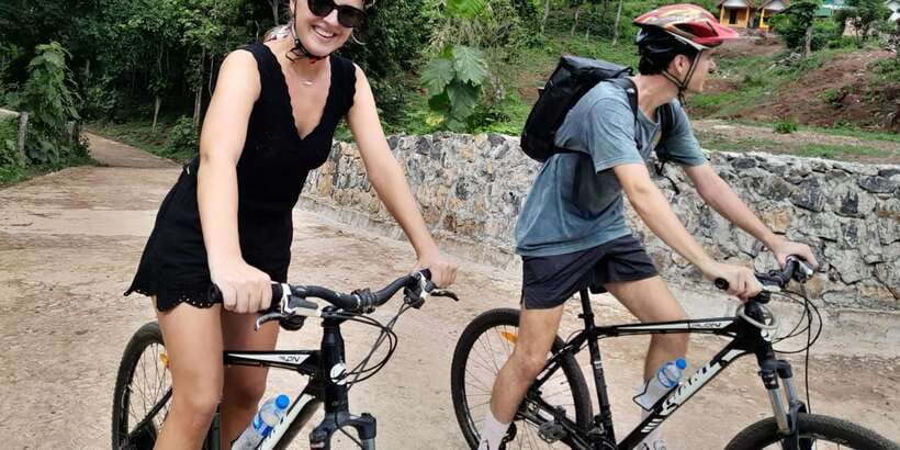 Luang Prabang: Pottery Workshop & Wat Chomphet cycling Tour - Who this tour fits (and who should skip it)