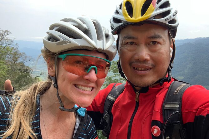 Mai Chau 3 days electric mountain bike trails - Guide support and group rhythm: why small-group matters on e-MTB days