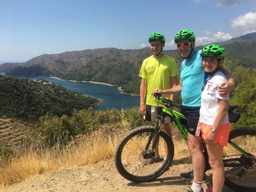 Marbella: E-Mountain Bike Explorer Tour - The white village stop: Istan, drinks, and a slower pace