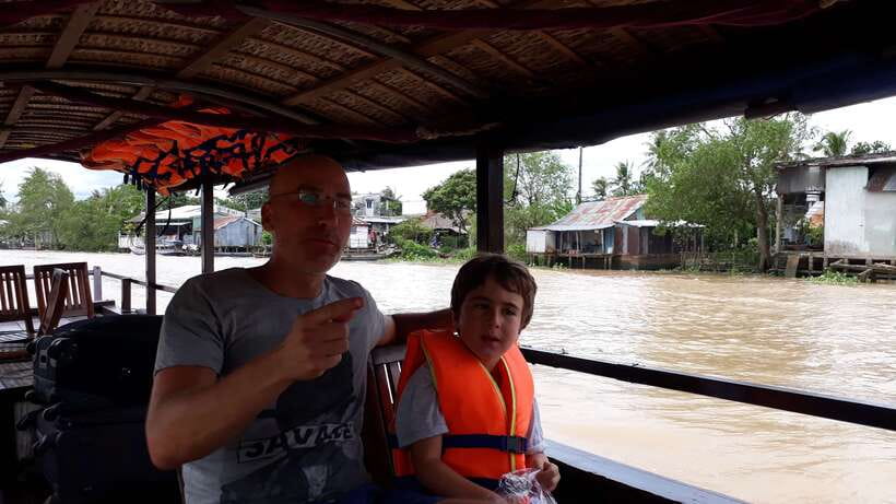 Mekong Day Tour by Car:Cai Be market, Local Island & Cycling - 7:30 AM pickup and the drive to Tiền Giang: use it wisely