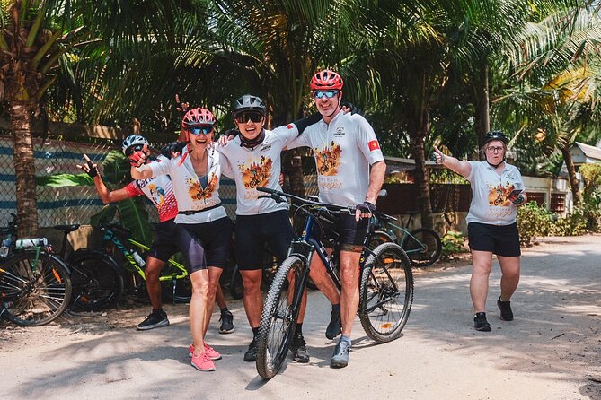Mekong Delta 4 Days Cycling Trip-Off the Beaten Track - Bikes, support truck, and how much effort you’ll actually manage