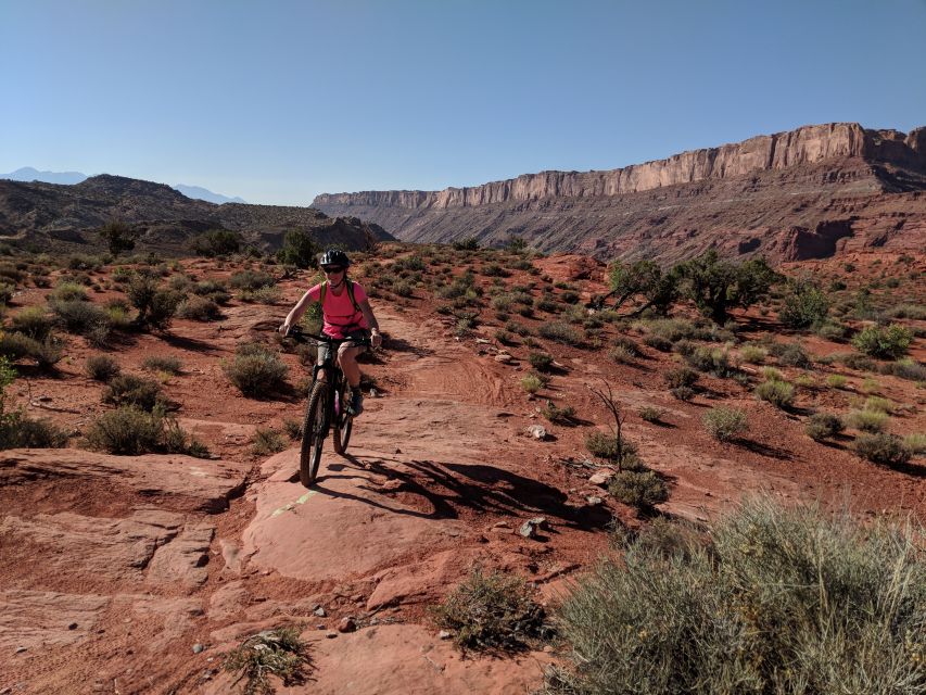 Moab: Mountain Bike Half Day Tour - The ride itself: Slickrock, canyon views, and a manageable challenge