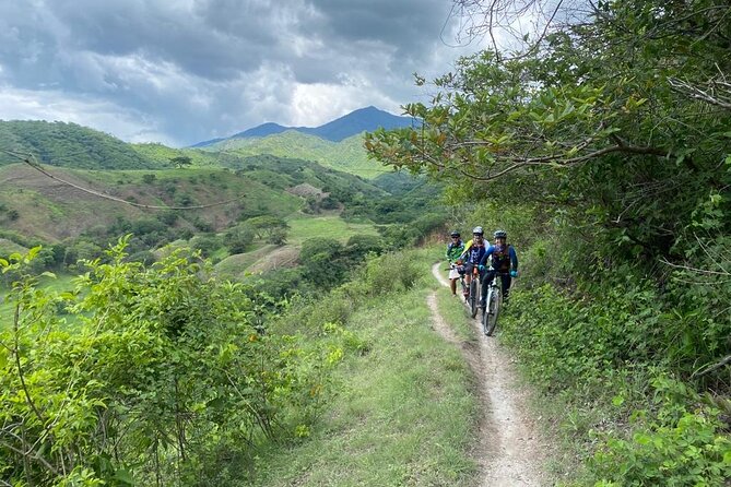 Mountain Bike Tour through Guatemala - Tecpan MTB in one long day: what you’re really buying