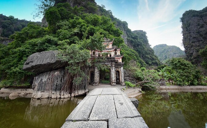 Ninh Binh Day Trip: Hoa Lu-Trang An/Tam Coc-Mua Cave-Cycling-Boat - The Real Hook: One Ticket That Covers Three Big Ninh Binh Moments