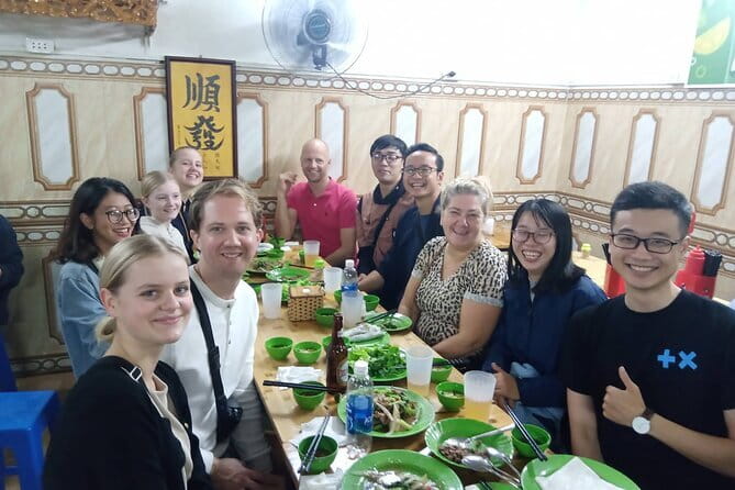 Ninh Binh Trip From Hanoi: Hoa Lu-Mua Cave-Boat-Cycling-Lunch - Hang Múa (Mua Cave): nearly 500 steps to Lying Dragon Mountain