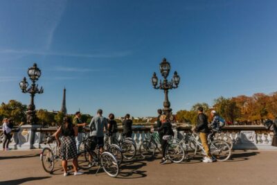 Paris: Famous Monuments Cycling Tour - Île de la Cité to the Latin Quarter: Notre-Dame, markets, and bridges