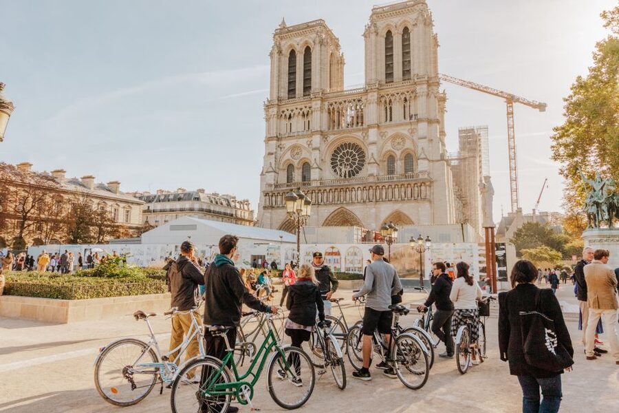 Paris: Famous Monuments Cycling Tour - Eiffel Tower by bike: close-up views with real breathing room