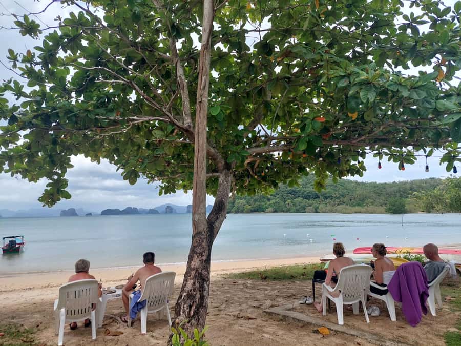 Phuket: Yao Island Cycling and Beach Day-Trip - Lunch by the Beach: Thai Food, Mats, and High-Tide Swimming