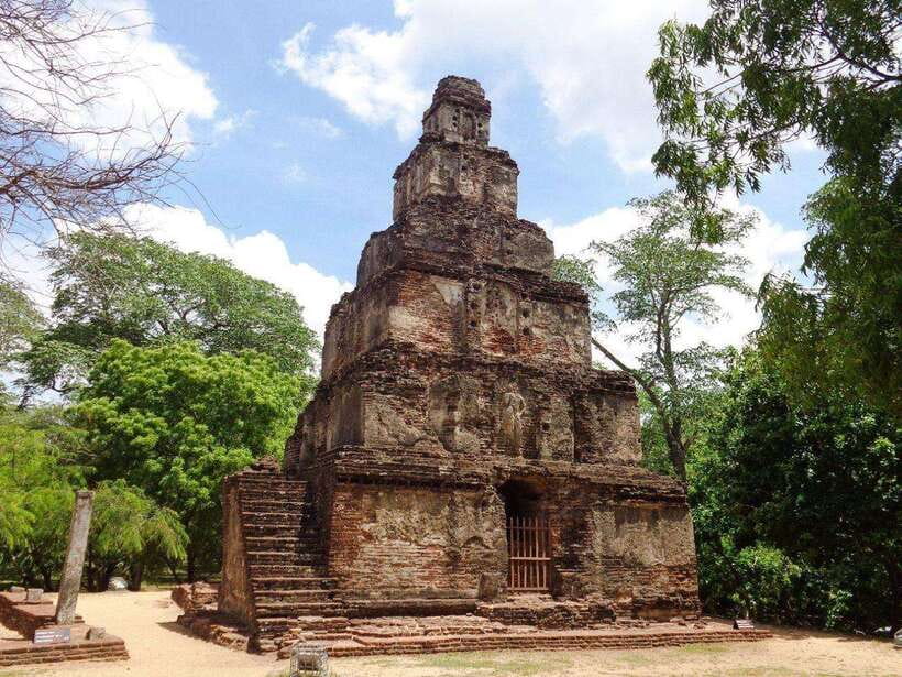 Polonnaruwa: Private Guided Cycling Tour with Hotel Pickup - Getting the most out of your ride (quick practical tips)