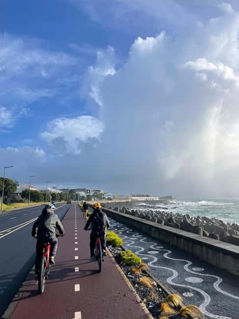 Ponta Delgada: E-Bike Cycling Tour - Forte de São Brás as a smart starting point