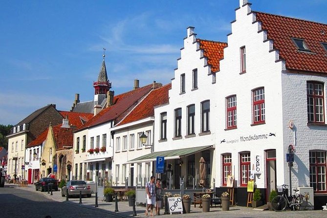Private Bruges Countryside Cycling Tour to Damme with Guided Walk - Why Bruges to Damme by bike feels like a real day