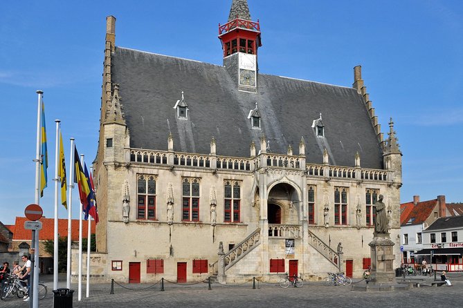 Private Bruges Countryside Cycling Tour to Damme with Guided Walk - Kruispoort: a quick stop that turns into a story you remember