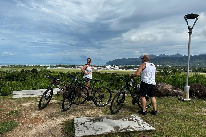 Private Half Day Cycling Tour in Langkawi - Market time, local food culture, and the extras that make it feel personal