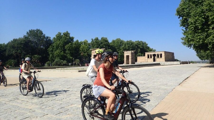 Private Madrid Bike Tour | Exclusive Guided Tour | From 30€ - Price and value: $53 for 3 hours, plus one real variable