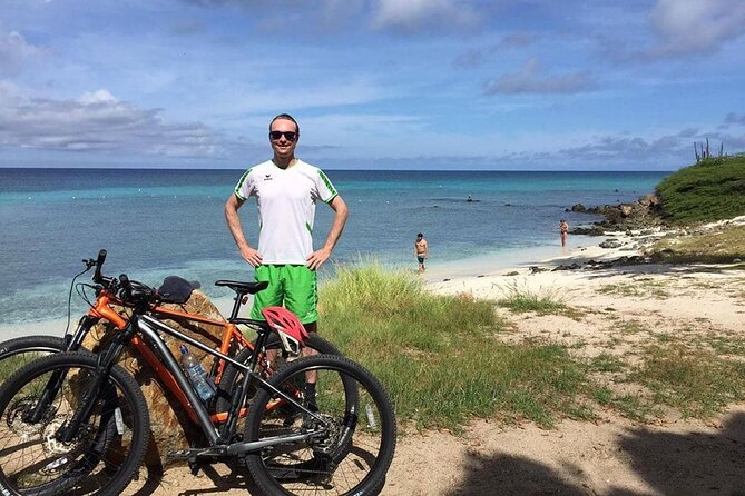 Private Mountain Bike Tour in Aruba - California Lighthouse Energy on the Way Through