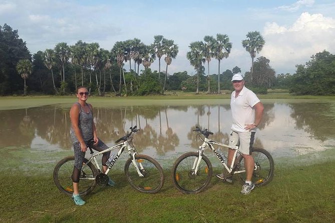 Private Siem Reap Countryside Cycling Tour - Sunset Ride to Rice Fields With Optional Champagne