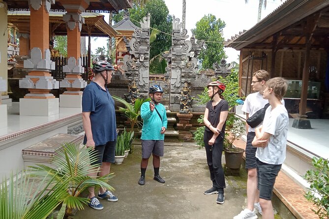 Private Ubud Downhill Cycling with Volcano, Rice Paddies & Meal - Guide quality: English, patience, and safety focus